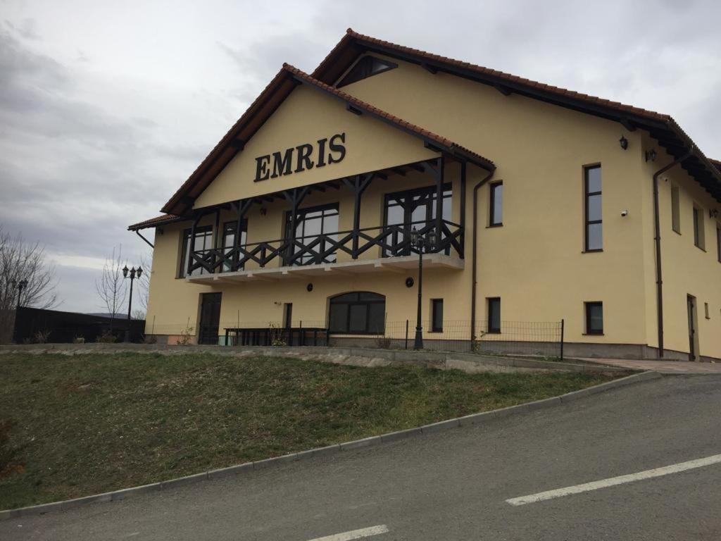 Pensiunea Emris Spatac Extérieur photo